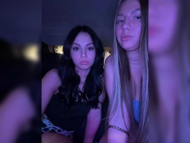 Vai a chattare su Karoleila_07 Karoleila_07