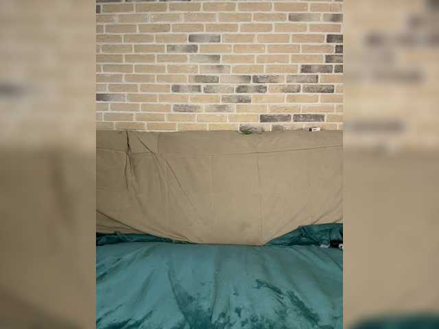 go to chat with Caroleila_07