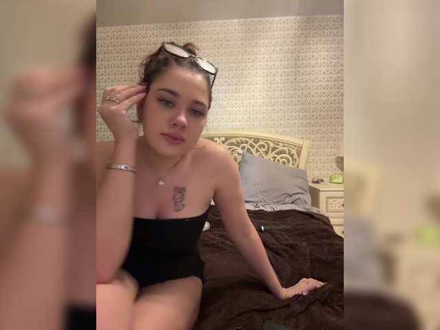 Gratis Live Sexcam mit Karoleila_07 Karoleila_07