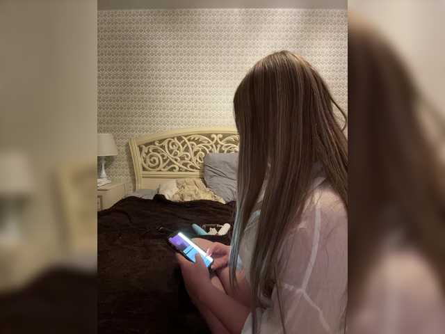 Vai a chattare su Karoleila_07 Karoleila_07