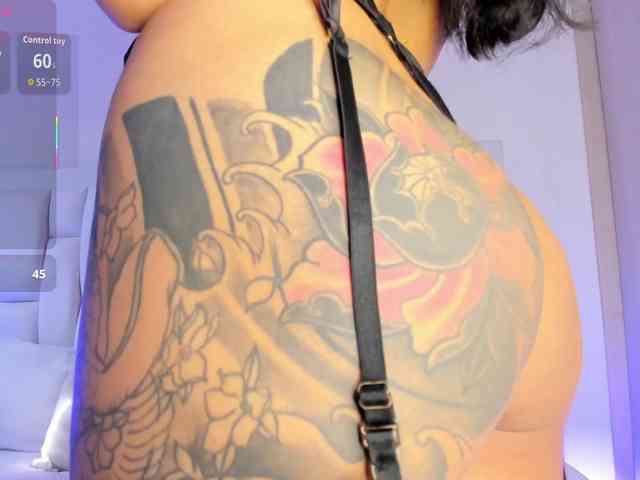 MAY-ZENNIN webcam