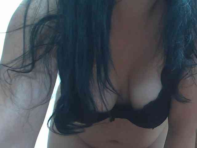 Nikol19721 webcam