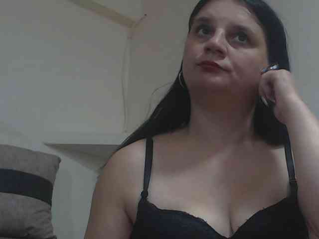 Nikol19721 webcam