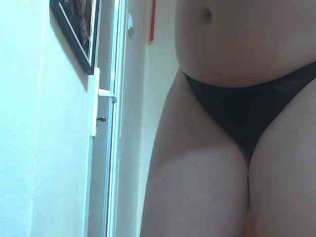Nikol19721 webcam