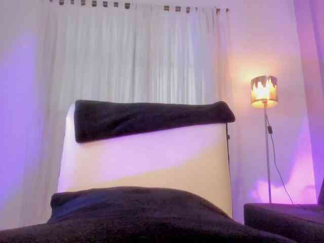 roshanilewis webcam