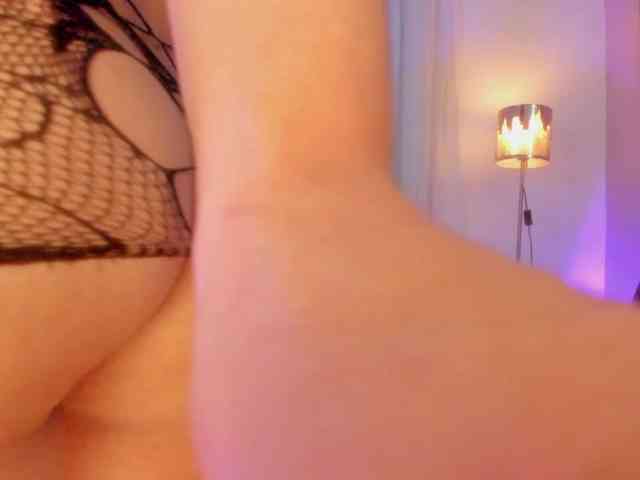 roshanilewis webcam