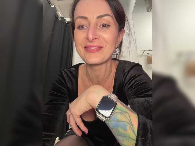 go to chat with _AnnaMaria_