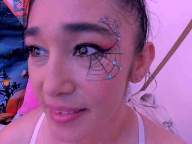 charlotte-111 webcam