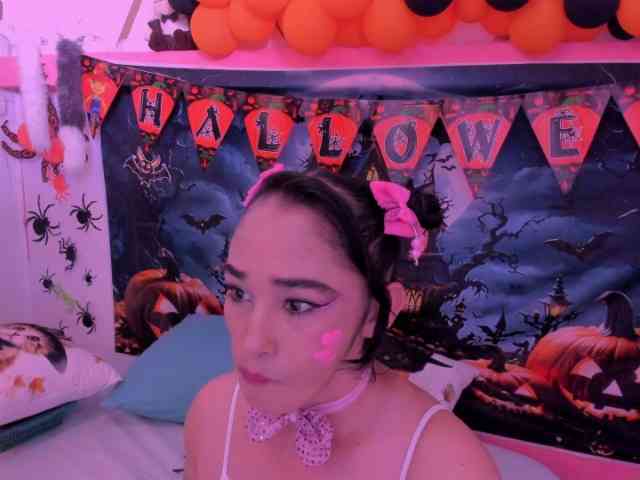 charlotte-111 webcam