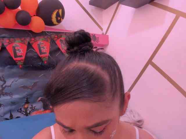 charlotte-111 webcam