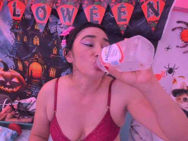 charlotte-111 webcam