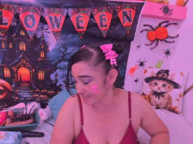 charlotte-111 webcam