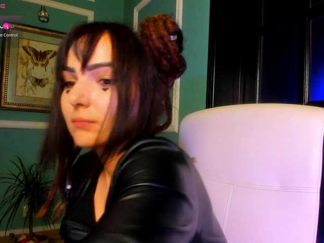 Gratis Live Sexcam mit Moona-One Moona-One