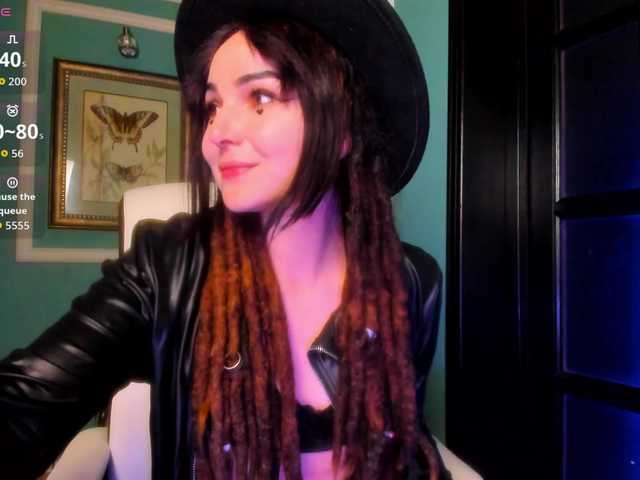 go to chat with Moona-One