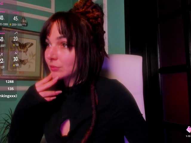 Moona-One sohbetine git Moona-One