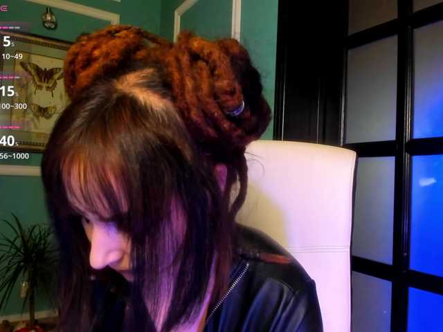 go to chat with Moona-One