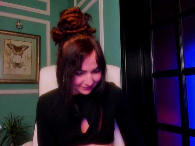 Vai a chattare su Moona-One Moona-One