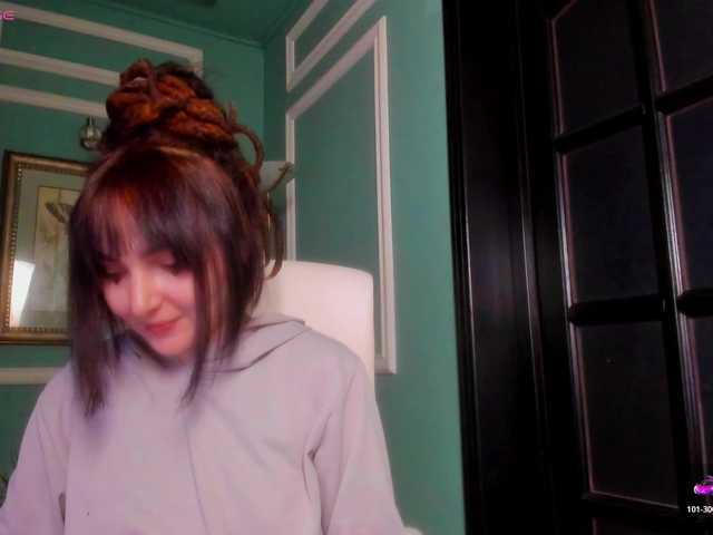 Accedi alla chat con il nickname Moona-One Moona-One