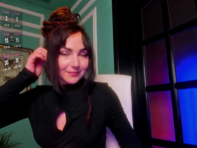 Accedi alla chat con il nickname Moona-One Moona-One