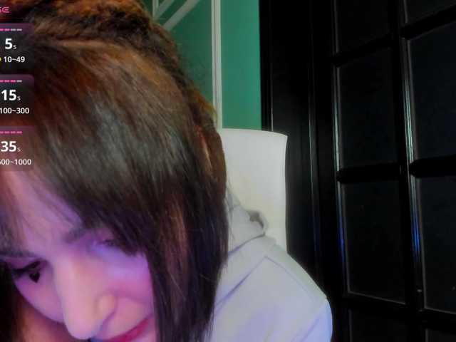 go to chat with Moona-One