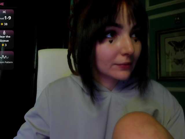 Vai a chattare su Moona-One Moona-One