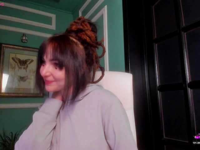 go to chat with Moona-One