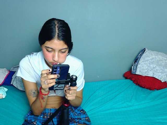 Accedi alla chat con il nickname farianaall farianaall