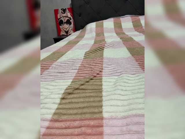 Vai a chattare su AlinaRay AlinaRay