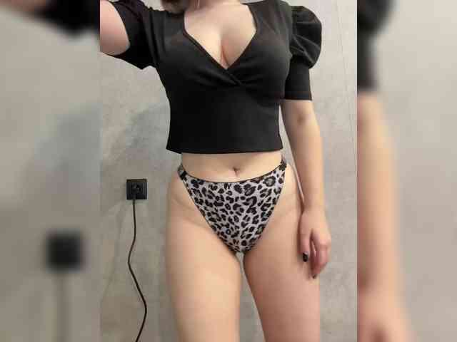 AlinaRay webcam
