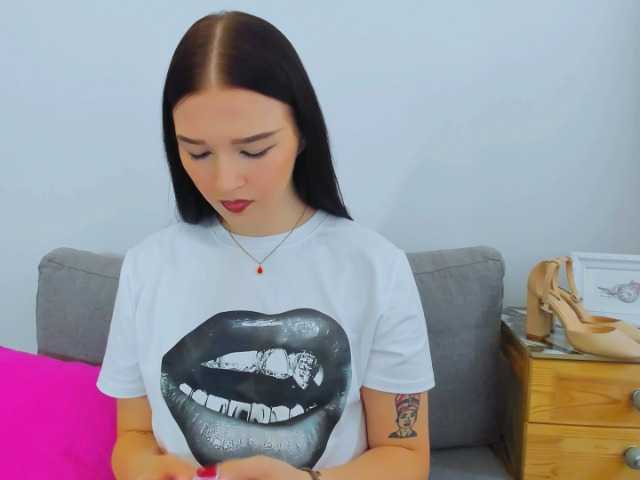 AvaPretty webcam