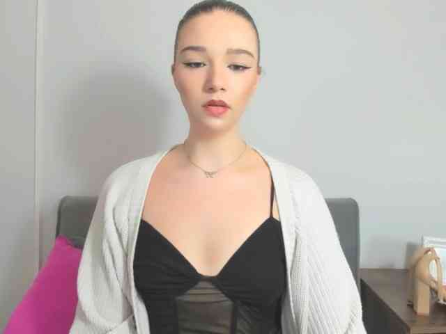 AvaPretty webcam