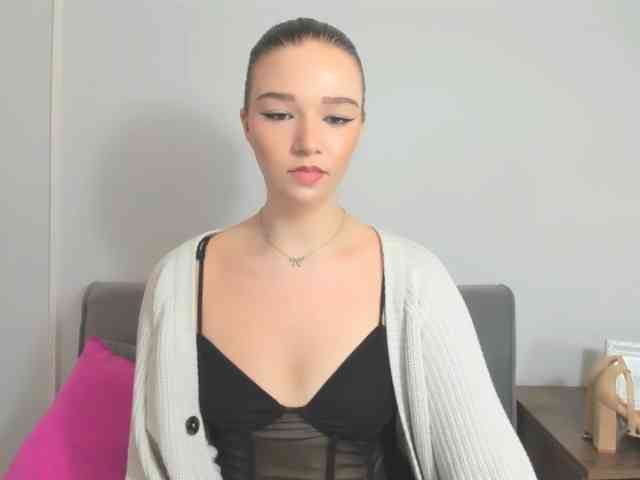 AvaPretty webcam