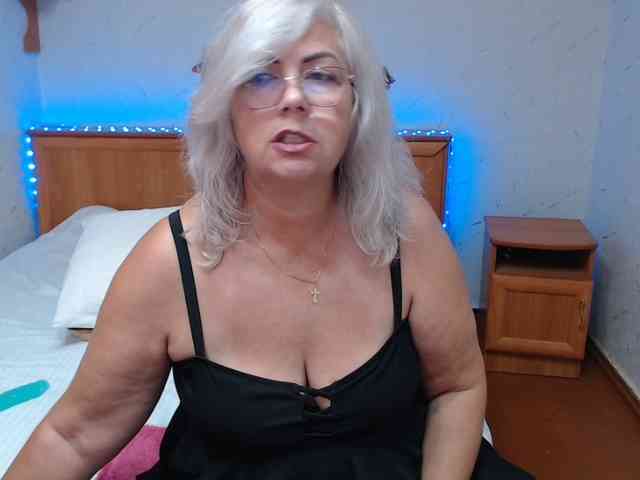 BozhenaNude webcam