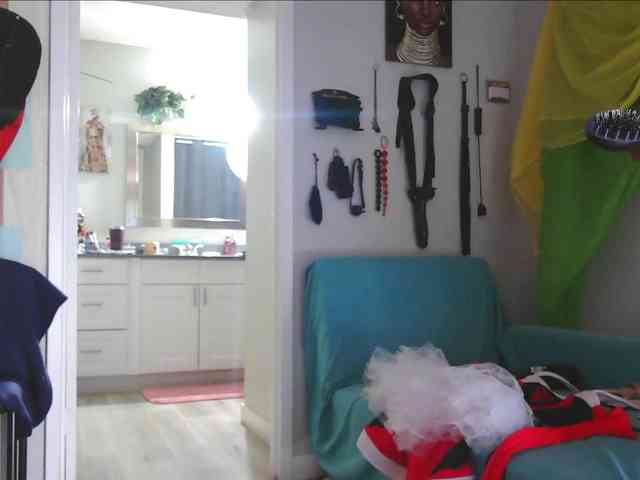 QueenAnitaDix webcam