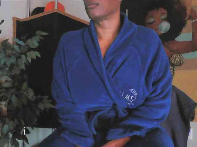 QueenAnitaDix webcam