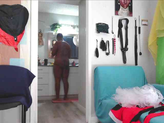 QueenAnitaDix webcam