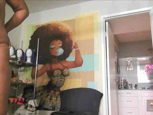 QueenAnitaDix webcam