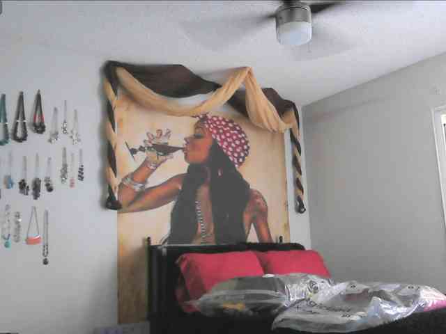 QueenAnitaDix webcam