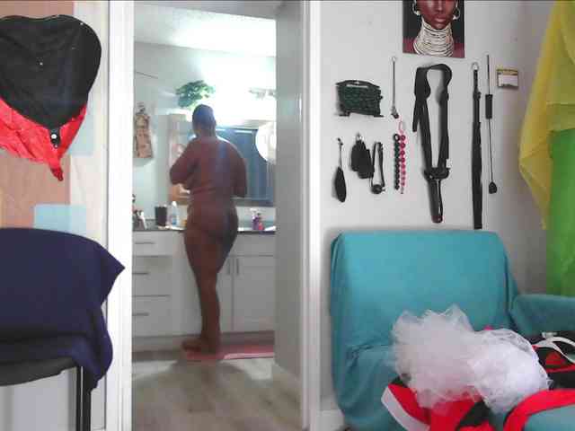 QueenAnitaDix webcam
