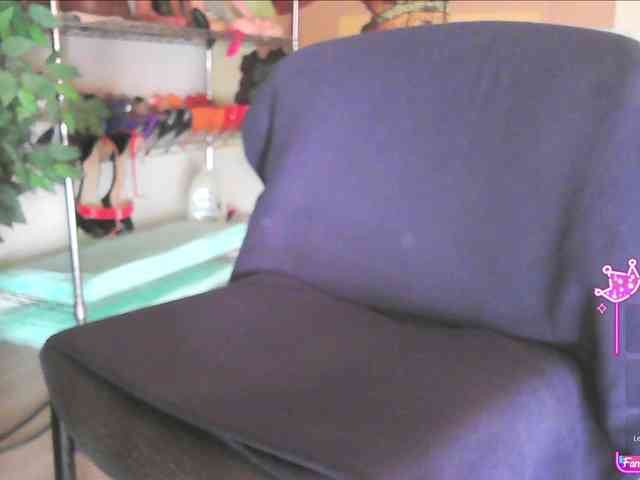 QueenAnitaDix webcam