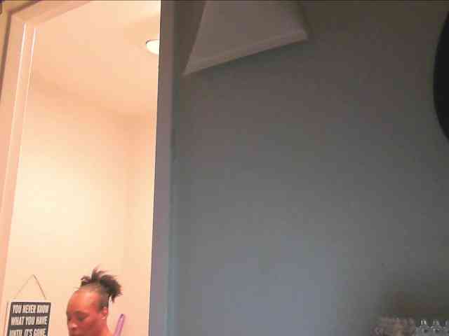 QueenAnitaDix webcam