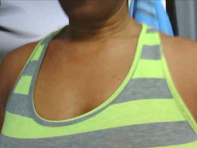 QueenAnitaDix webcam