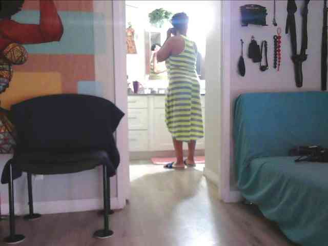 QueenAnitaDix webcam