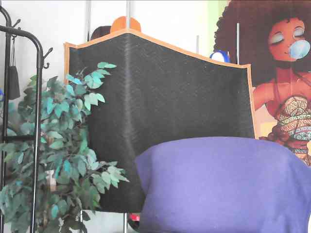 QueenAnitaDix webcam