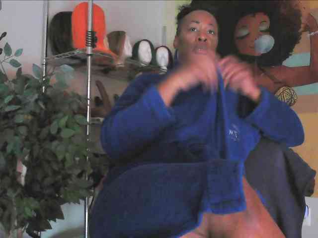 QueenAnitaDix webcam