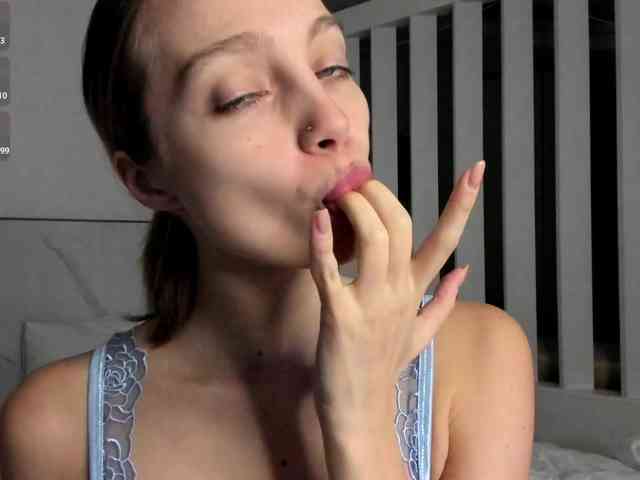 LISABABYMETAL webcam