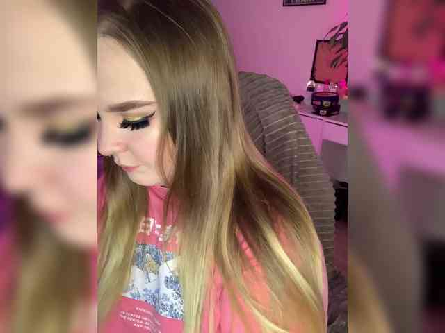 Greeenfriends6969 webcam