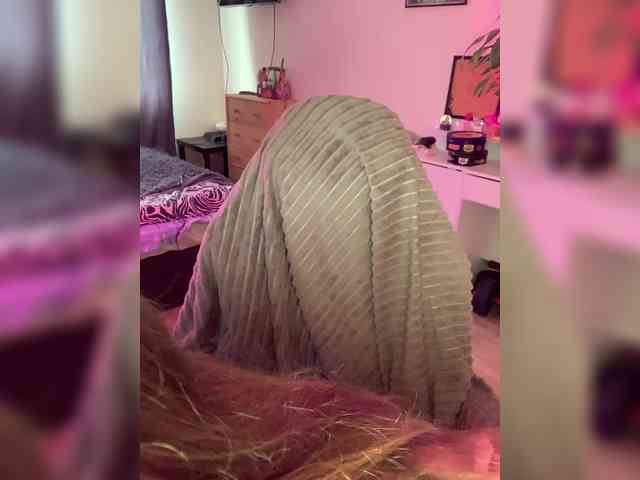 Greeenfriends6969 webcam