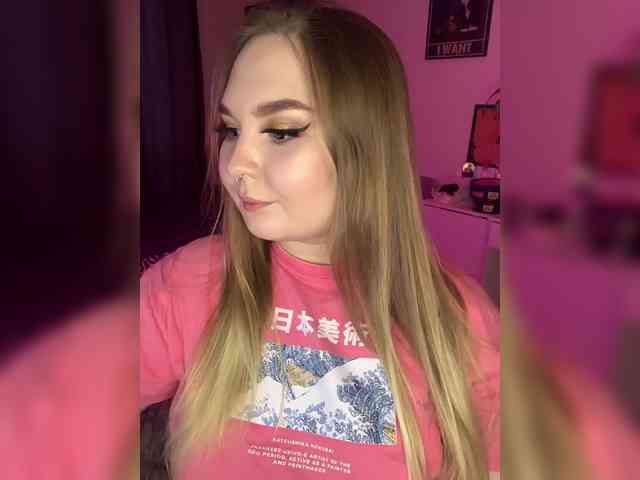 Greeenfriends6969 webcam