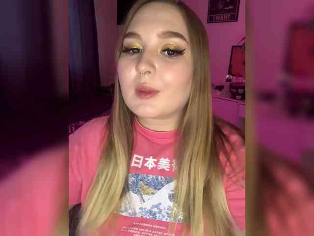 Greeenfriends6969 webcam